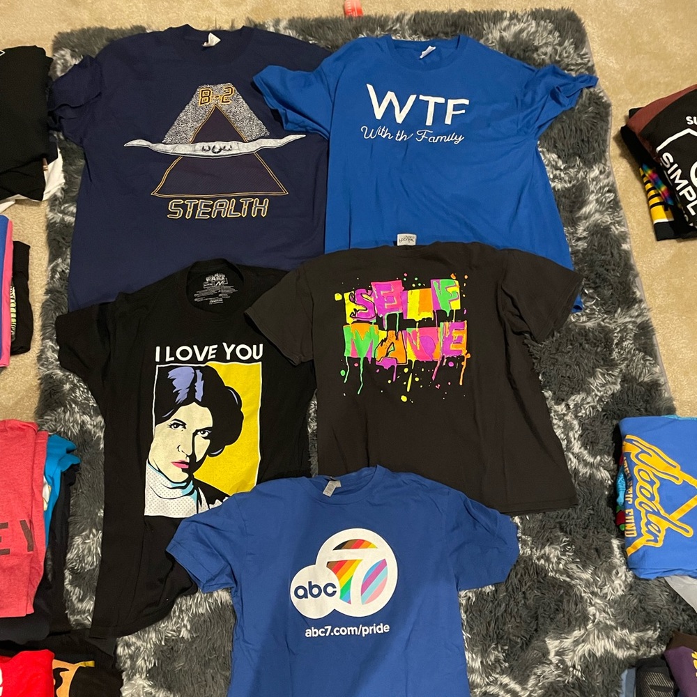 Y2K 10 shirt bundle… some vintage some not